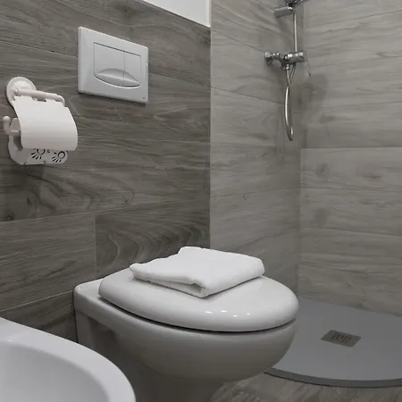 Hotel Umberto Ricadi