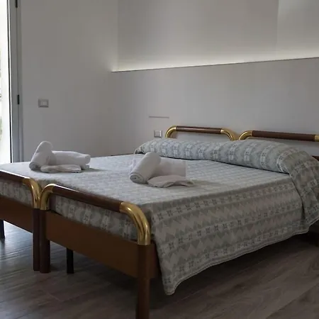 Hotel Umberto Ricadi