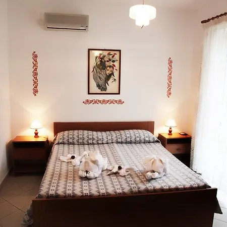Umberto Hotel 3*