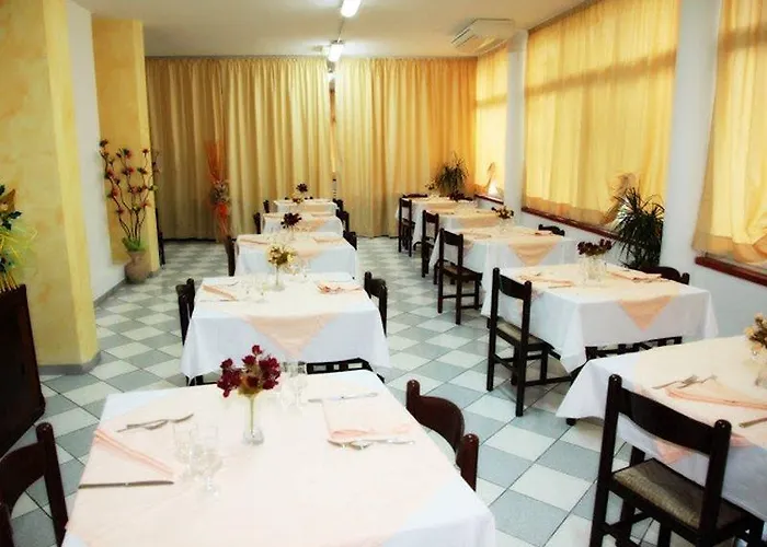 Hotel Umberto Ricadi