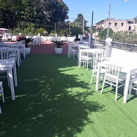 Umberto 3* Ricadi