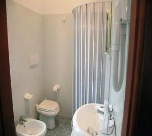 Hotel Umberto Ricadi