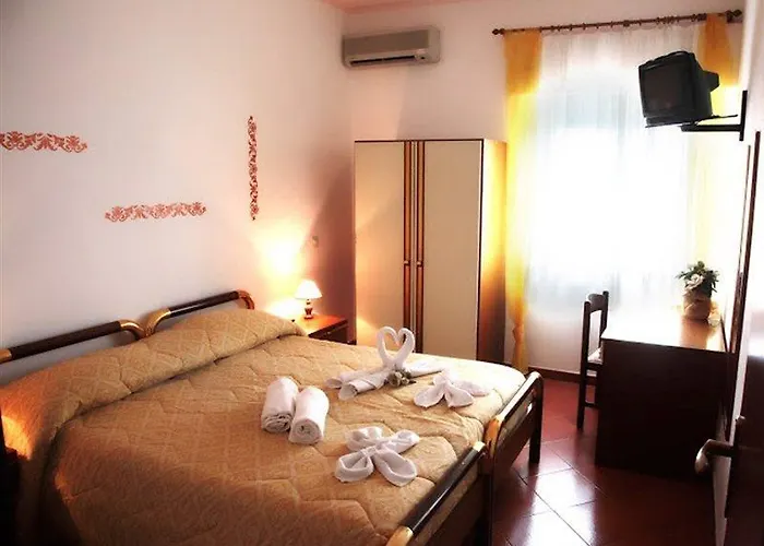 Hotel Umberto Ricadi